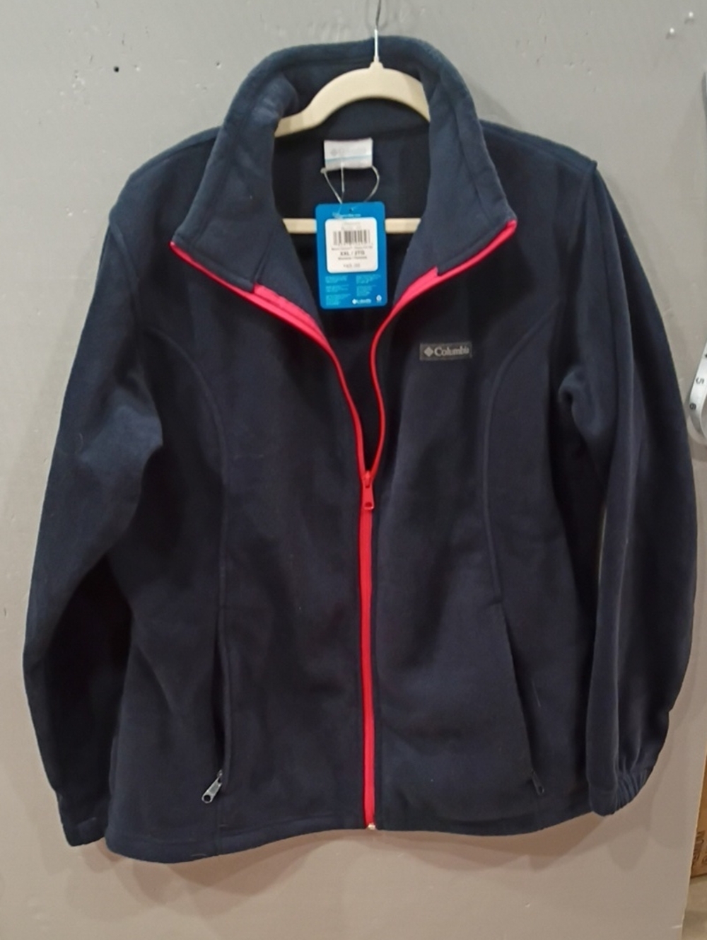 Columbia Women's XXL Navy Fleece Jacket with Pinky/Coral Trim. Full Zip NWT